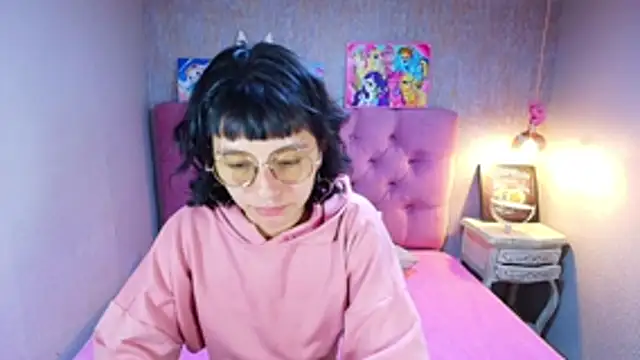charlottemoonxz online show from May 24, 6:41 pm