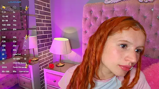 AdelaineBest online show from November 14, 5:33 am