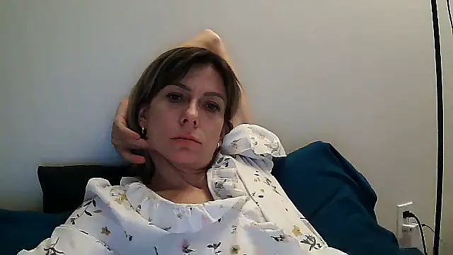 anechka1 online show from January 19, 2:04 am