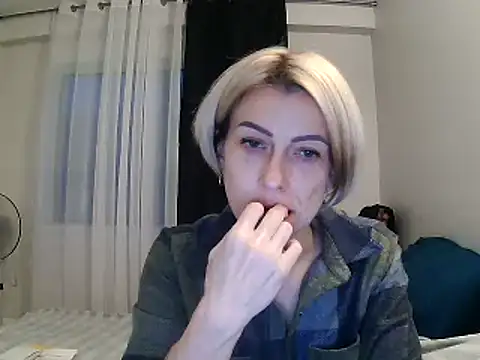 Snapshot of anechka1 chatting on December 30, 9:50 pm anechka1 online show from December 30, 9:50 pm