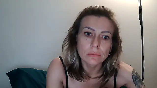 anechka1 online show from June 20, 9:53 pm