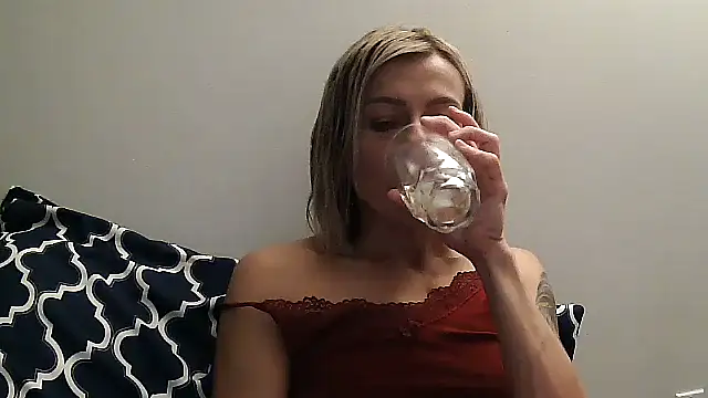 Snapshot of anechka1 chatting on October 19, 12:46 am anechka1 online show from October 19, 12:46 am