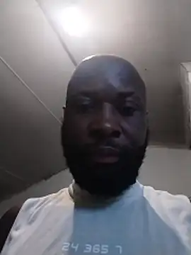 Snapshot of Stallion100 chatting on November 2, 4:06 am Stallion100 online show from November 2, 4:06 am