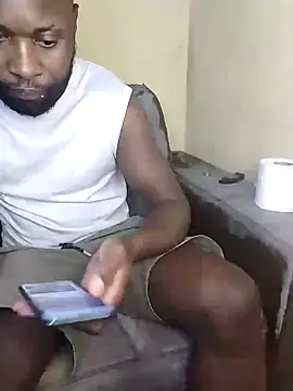 Snapshot of Stallion100 chatting on January 17, 5:51 pm Stallion100 online show from January 17, 5:51 pm