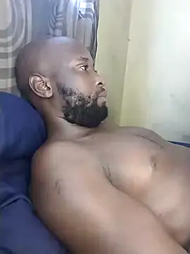 Snapshot of Stallion100 chatting on January 8, 6:20 am Stallion100 online show from January 8, 6:20 am