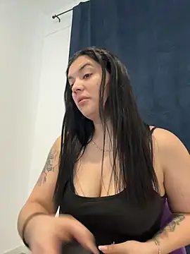 LuciaLoca online show from February 26, 8:36 am