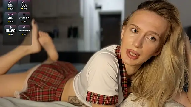 lluna drug online show from October 15, 7:05 am