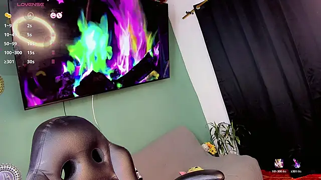 Charming J online show from February 4, 12:00 pm