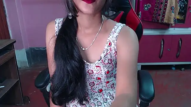 Angel Alison  online show from February 14, 5:25 pm