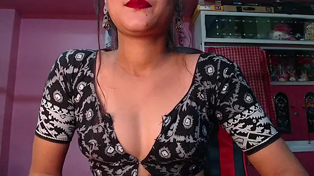 Angel Alison  online show from December 18, 6:25 pm
