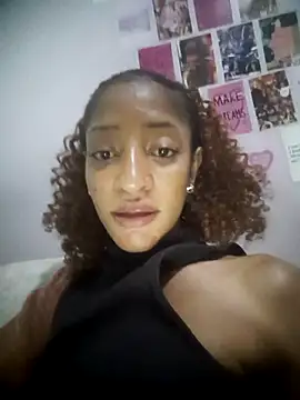 GoddessVee online show from November 2, 9:20 pm