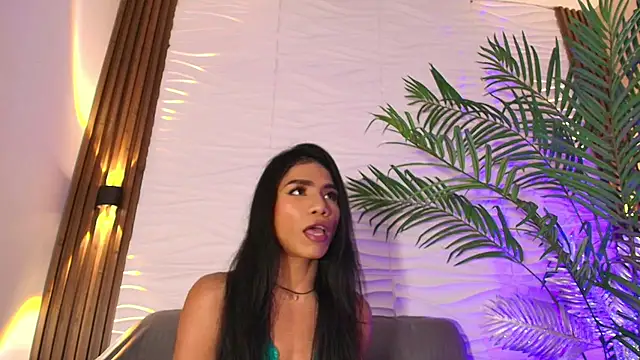 Snapshot of kimberly_Gonzalez1 chatting on November 15, 3:54 am kimberly Gonzalez1 online show from November 15, 3:54 am