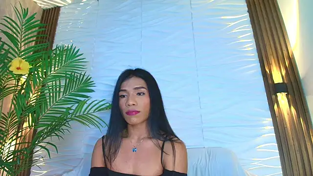 Snapshot of kimberly_Gonzalez1 chatting on October 2, 3:43 am kimberly Gonzalez1 online show from October 2, 3:43 am