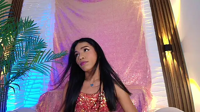 Snapshot of kimberly_Gonzalez1 chatting on October 3, 4:03 am kimberly Gonzalez1 online show from October 3, 4:03 am