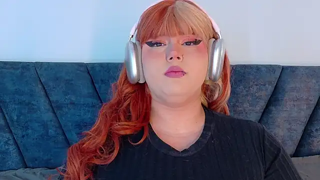 Karmilla Rosse online show from April 4, 10:33 am