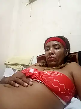 Snapshot of Surreyaa chatting on December 6, 11:19 pm Surreyaa online show from December 6, 11:19 pm