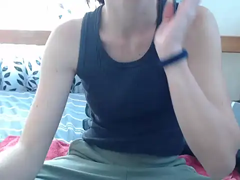 XxLollaXx online show from June 17, 1:32 pm