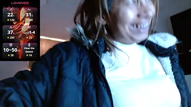 CaroMasha online show from March 24, 8:31 pm