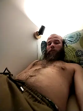 AbukLoko online show from March 8, 8:35 pm