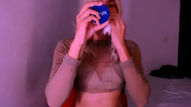 Snapshot of xxxxxchiaratsxxxxx chatting on December 20, 4:04 am xxxxxchiaratsxxxxx online show from December 20, 4:04 am