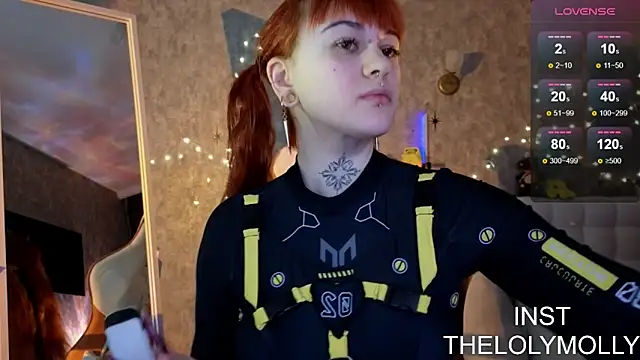 LolyMolli online show from April 4, 10:11 am