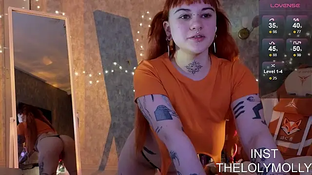 LolyMolli online show from May 1, 9:36 am