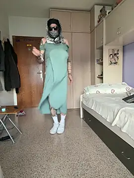 Kamaleonix online show from April 6, 6:09 pm