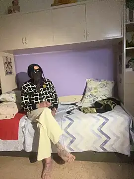 Kamaleonix online show from April 22, 9:21 pm