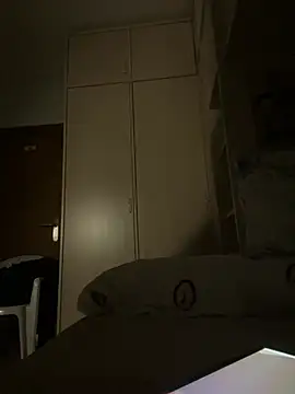 Kamaleonix online show from February 19, 9:56 pm