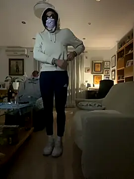 Kamaleonix online show from November 22, 8:51 pm