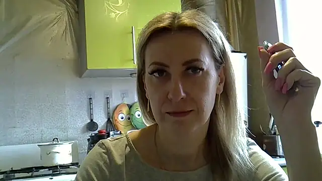 AshleyXHoney online show from March 21, 6:38 am