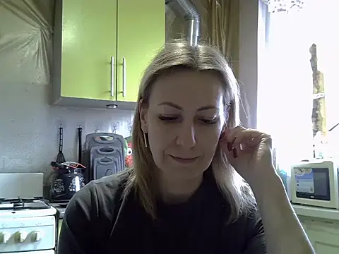 AshleyXHoney online show from December 15, 8:31 am