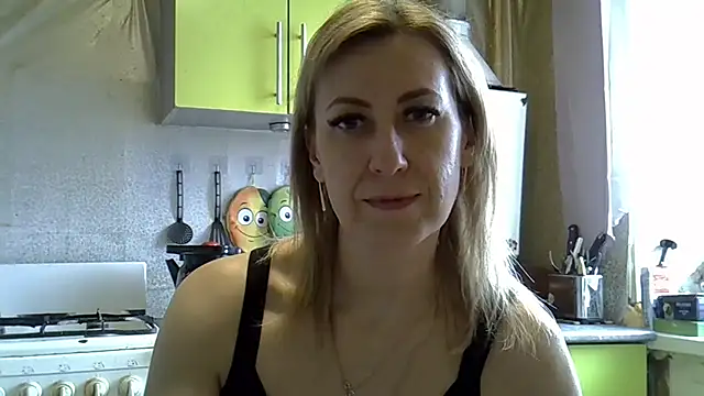 AshleyXHoney online show from March 19, 10:44 am