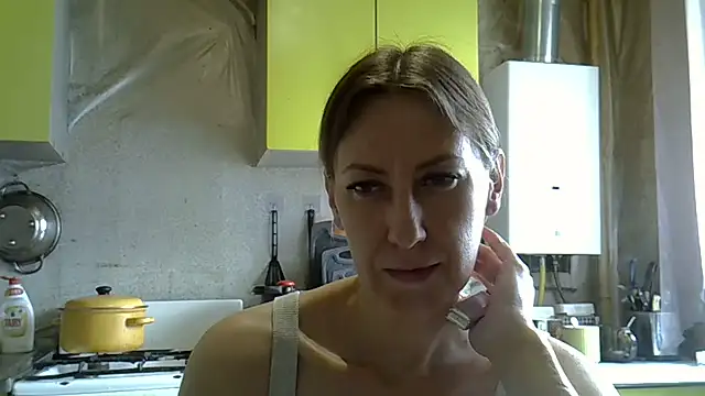 AshleyXHoney online show from May 28, 7:05 am