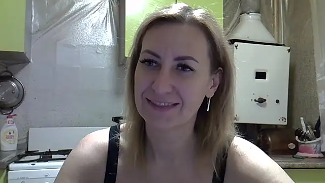 AshleyXHoney online show from December 6, 5:25 am