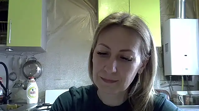 AshleyXHoney online show from March 27, 8:37 am