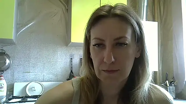 AshleyXHoney online show from May 7, 6:39 am