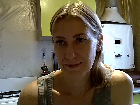 AshleyXHoney online show from September 24, 6:09 am