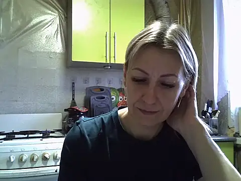 AshleyXHoney online show from October 24, 6:12 am