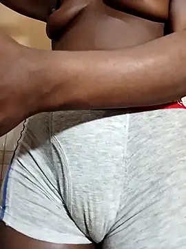 julietunderwoood online show from October 5, 5:58 pm