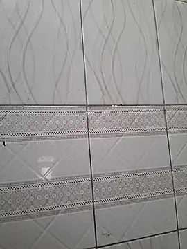 julietunderwoood online show from January 8, 4:29 am