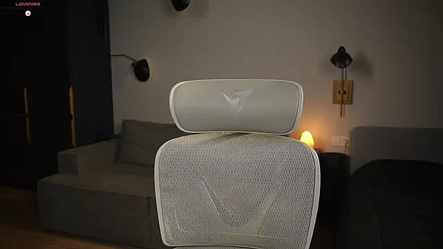 milablum777 online show from February 4, 8:28 pm