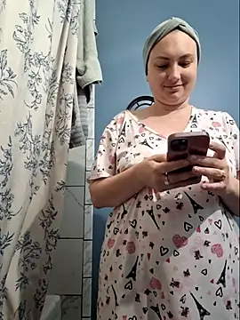 Snapshot of MilfyMrsRobinson chatting on May 4, 3:26 pm MilfyMrsRobinson online show from May 4, 3:26 pm