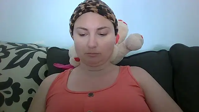 Snapshot of MilfyMrsRobinson chatting on June 5, 2:45 pm MilfyMrsRobinson online show from June 5, 2:45 pm