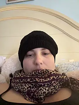 MilfyMrsRobinson online show from March 4, 7:54 pm