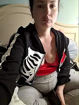 Snapshot of MilfyMrsRobinson chatting on March 12, 11:10 am MilfyMrsRobinson online show from March 12, 11:10 am