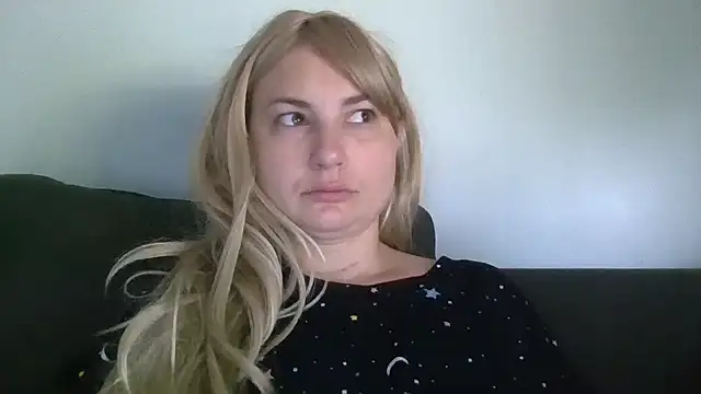 MilfyMrsRobinson online show from July 11, 2:06 pm