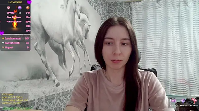 Wowpornoo online show from February 17, 3:55 pm