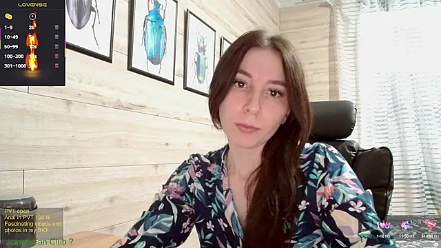 Wowpornoo online show from March 18, 11:00 am