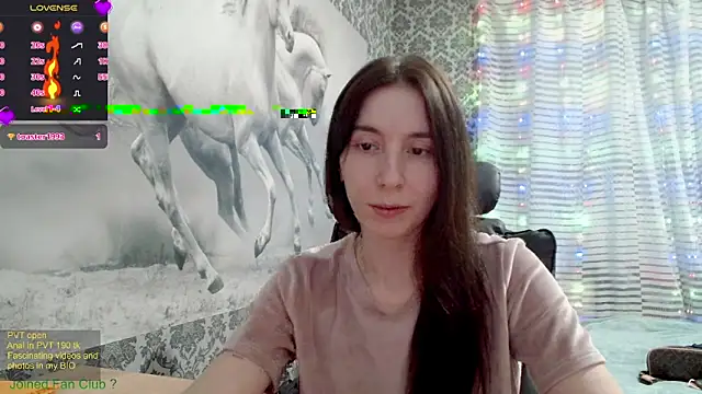 Wowpornoo online show from February 19, 2:22 pm